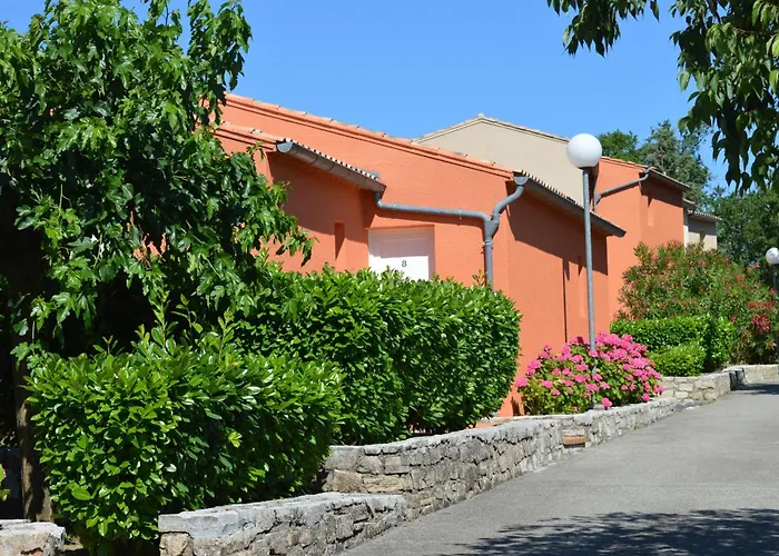 Le Moulin